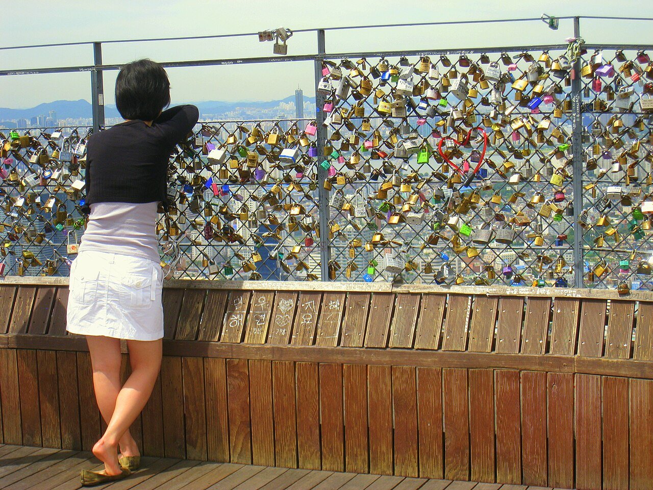 Love lock fences at the base of N Seoul Tower, seen in Korean dramas