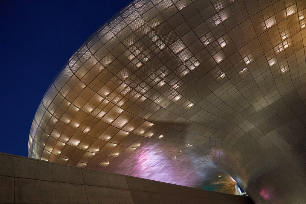 The flowing silver form of Dongdaemun Design Plaza (DDP) in Seoul